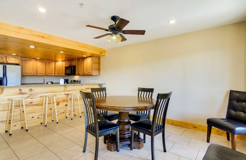 Meadow View Heights Wohnung | Die Lodge am Duck Creek: FISHERMAN'S LANDING SUITE