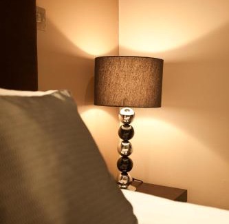 East Putney Hotel | The Lodge Hotel - Putney