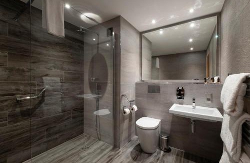 Luss Hotel | The Lodge On Loch Lomond Hotel