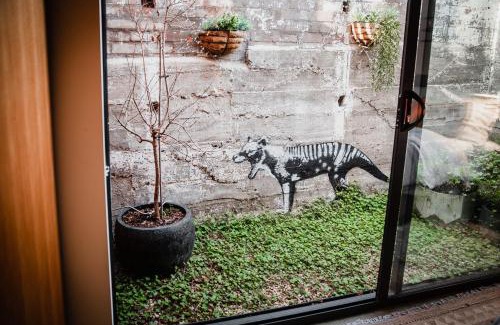 South Hobart Haus | The Loft at SoHo: Architecture & Views
