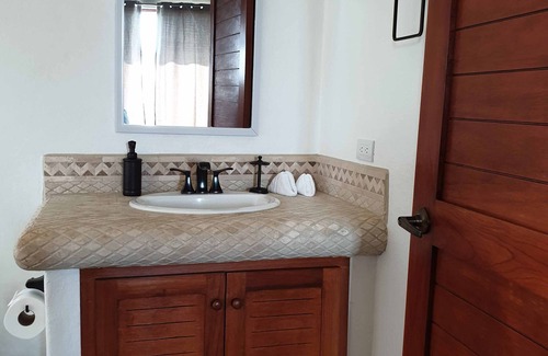 Javilla Kabine | The Luxury B&B and Remote-Working Space in Costa Rica