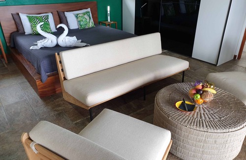 Javilla Kabine | The Luxury B&B and Remote-Working Space in Costa Rica