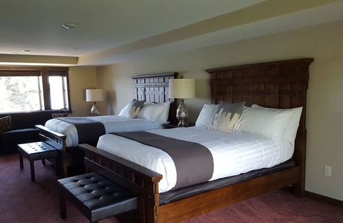 East Gull Lake Haus | The Madden House