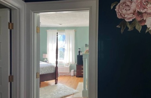 Woodsfield Wohnung | The Magnolia Room w/ Queen Bed