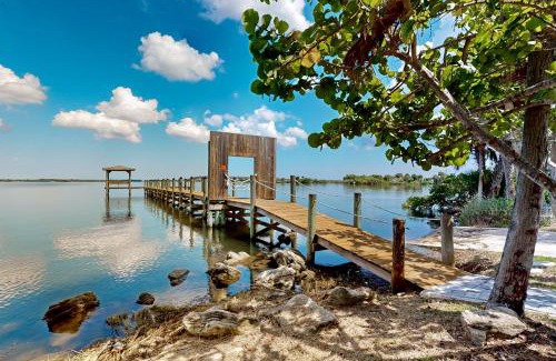 Cocoa Hotel | The Manatee Cove - Side B: Studio