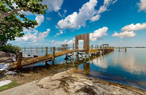 Cocoa Hotel | The Manatee Cove - Side B: Studio