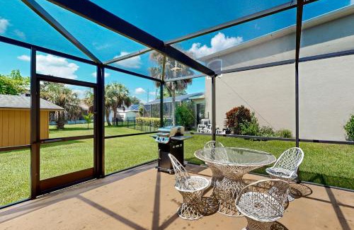 Cocoa Hotel | The Manatee Cove - Side B: Studio