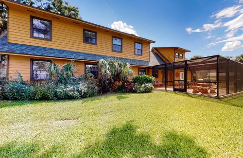 Cocoa Hotel | The Manatee Cove - Side B: Studio