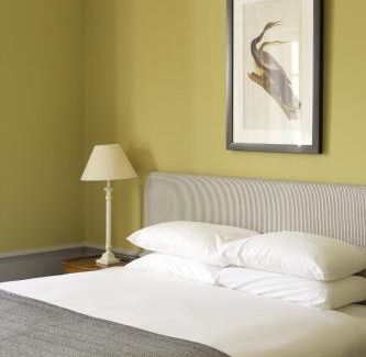 New Forest District Hotel | The Manor at Sway – Hotel, Restaurant and Gardens