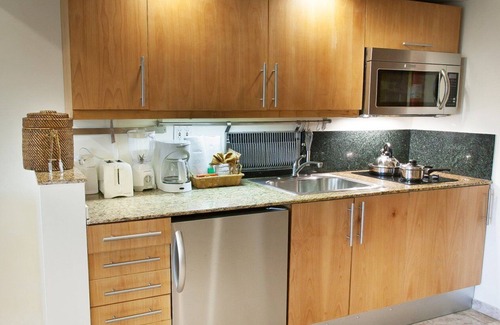 Yeoman Wood Resort | The Marlin at Taino Beach