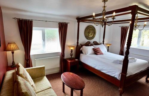 Wilmcote Hotel | The Mary Arden Inn