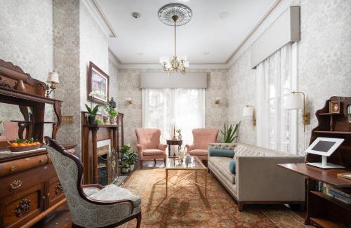 Cape May Bed & Breakfast | The Mason Cottage Downtown