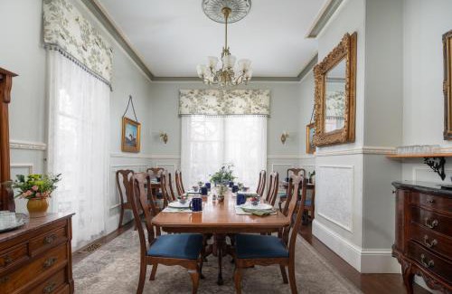 Cape May Bed & Breakfast | The Mason Cottage Downtown