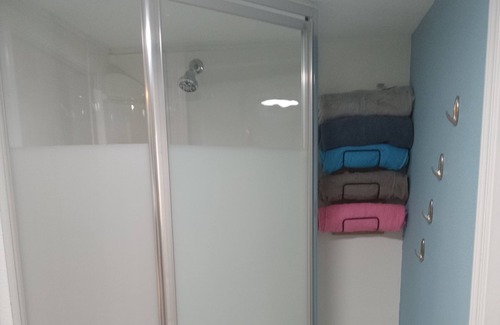 Stone County Kabine | The Meadow View Tiny House - Quiet & Private, Close to Town