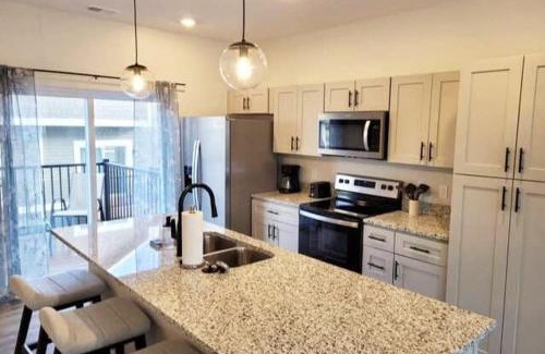 Elkhorn Haus | The Meadowlark at Coventry Rows