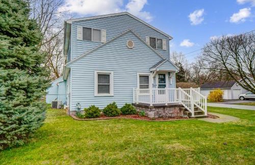 Bowling Green Haus | The Meeker House (Charming 3/4 Bedroom Home)