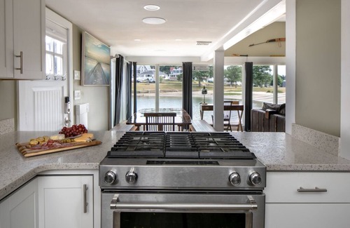 Onset Haus | Onset Beach Compound: Meerjungfrauenhaus LUXUS Cape Cod Lifestyle