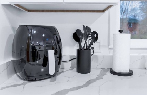 Lansing Haus | The Mid-Century Retreat