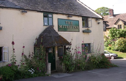 Sherborne Hotel | The Mitre Inn