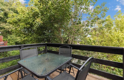 Morgantown Haus | The Modern Mountaineer