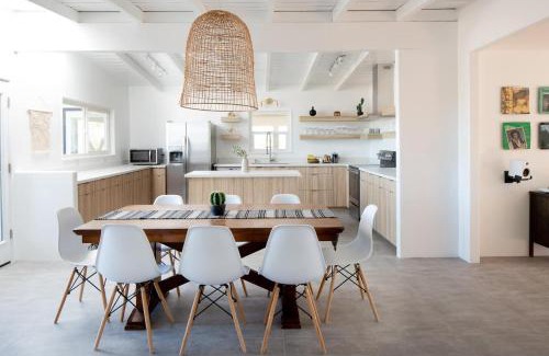 Panorama Heights Haus | The Moondance By The Cohost Company