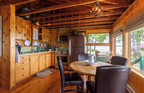 Tenants Harbor Hütte | Das Moonlight Cottage: Am Wasser mit Stränden und Atlantikblick