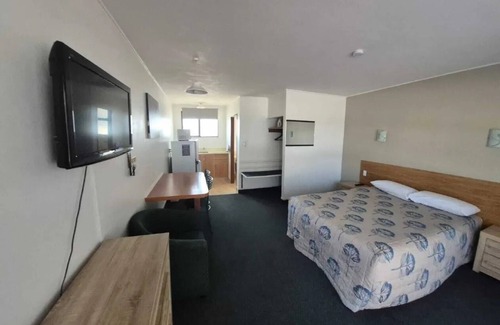 Napier Hotel | The Napier Nest Motel Experience