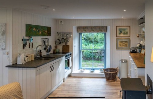 Colerne Kabine | The Nest at Gilling Grove - stunning treetop views