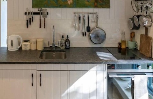 Colerne Kabine | The Nest at Gilling Grove - stunning treetop views