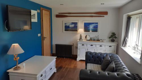 Cerne Abbas Hotel | The New Inn