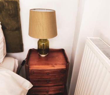 Brympton Hotel | The New Inn