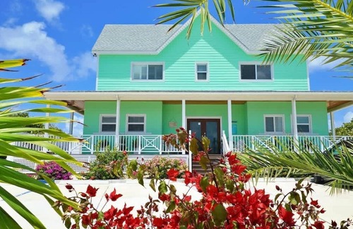 Colliers Bay Eigentumswohnung | GROSSE ERÖFFNUNG SPEZIAL FEB UND MÄRZ! NAGELNEUES BETT UND FRÜHSTÜCK!