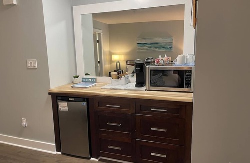 Regional District of Nanaimo Eigentumswohnung | The Nook at Nanoose Bay - Oceanview - Studio
