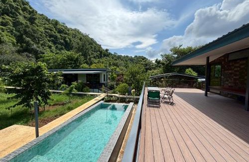 Mu Si Kabine | The O' Khao Yai Mountain View Pool & Sauna Villa