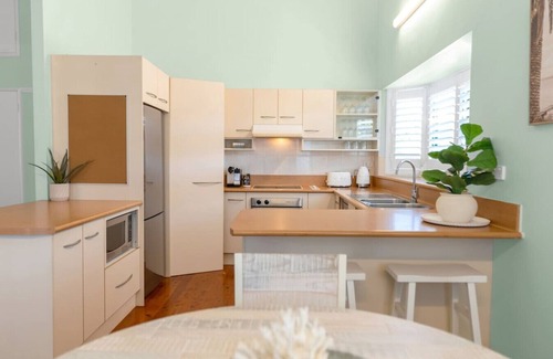 Parramatta Park Haus | The Oasis - Charming Family Retreat on City Fringe