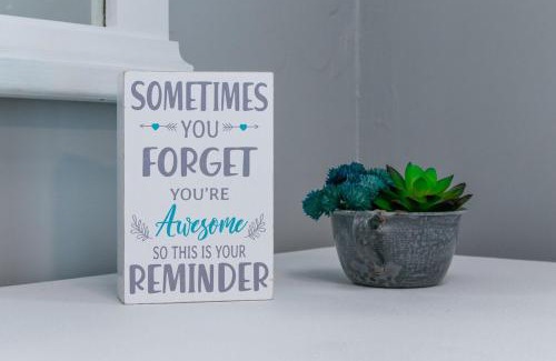 Gainesville Haus | The Oasis with New Salt Pool Close to Everything