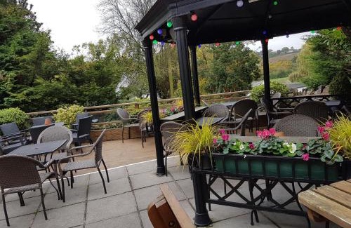 Llanmartin Hotel | The Old Barn Inn