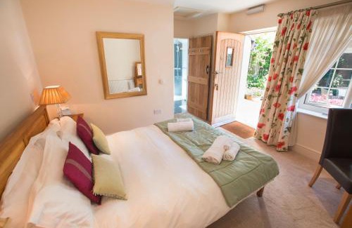 Cirencester Bed & Breakfast | The Old Brewhouse