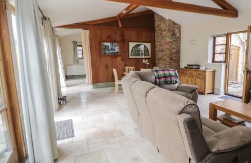 Newnham Haus | The Old Dairy