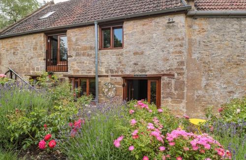 South Perrott Haus | The Old Granary