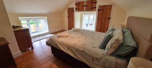 Corscombe Haus | The Old Milking Parlour at Knapp Farm