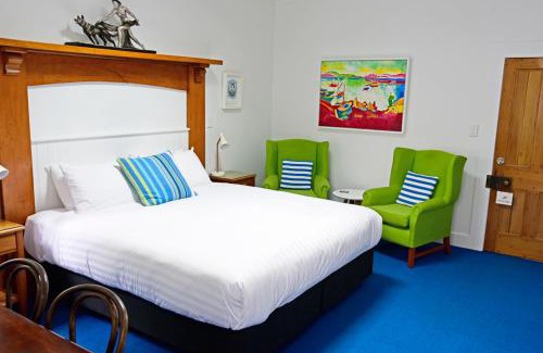 Mangonui Hotel | The Old Oak Boutique Hotel