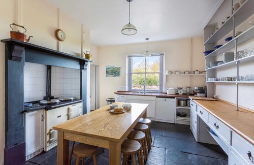 Oldbury-on-Severn Haus | The Old Rectory with Swimming Pool