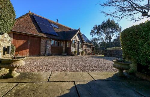 Holworth Haus | The Old School Cottage