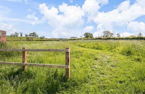 Dursley Haus | The Old Stable