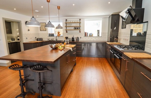 Lydney Hütte | THE OLD SUNDAY SCHOOL, family friendly, with a garden in Bream