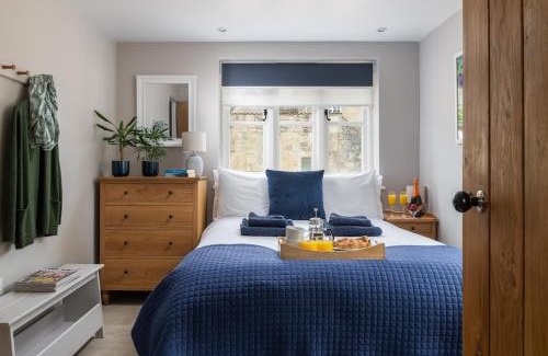 Monkton Combe Haus | The Old Workshop, Monkton Combe - Elegant Cotswolds Retreat near Bath