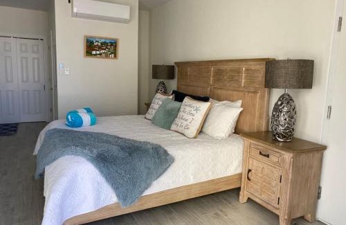 Colliers Bay Haus | The One Love at Cottages
