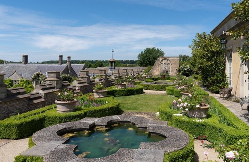 Biddestone Haus | The Orangery, Euridge - sleeps 4 guests in 2 bedrooms