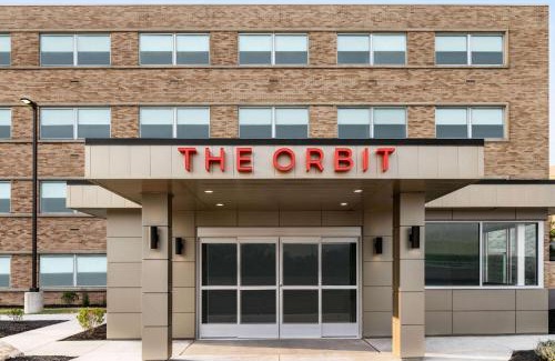 Cleveland Hotel | The Orbit Hotel, Trademark Collection by Wyndham